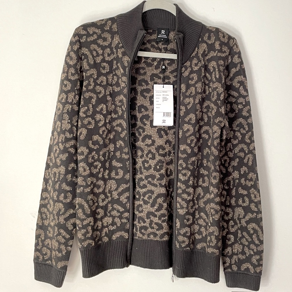 BNWT. Gold colour is sparkly. Never worn.